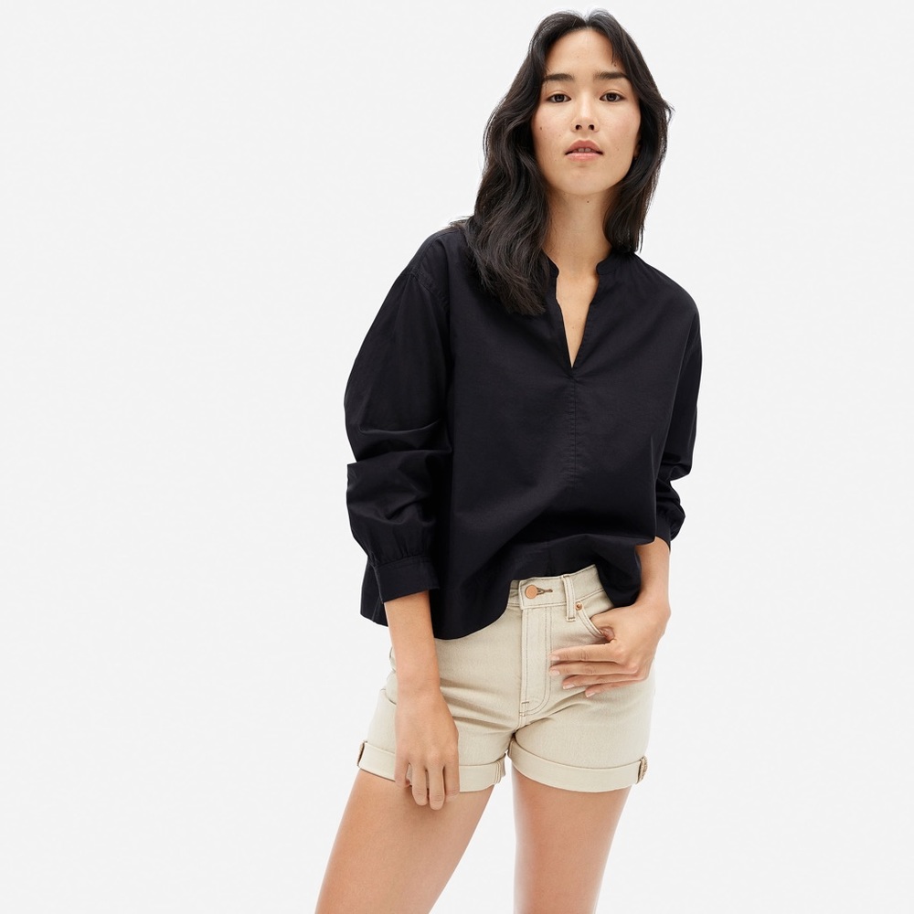 Everlane The Silky Cotton Split-Neck Blouse